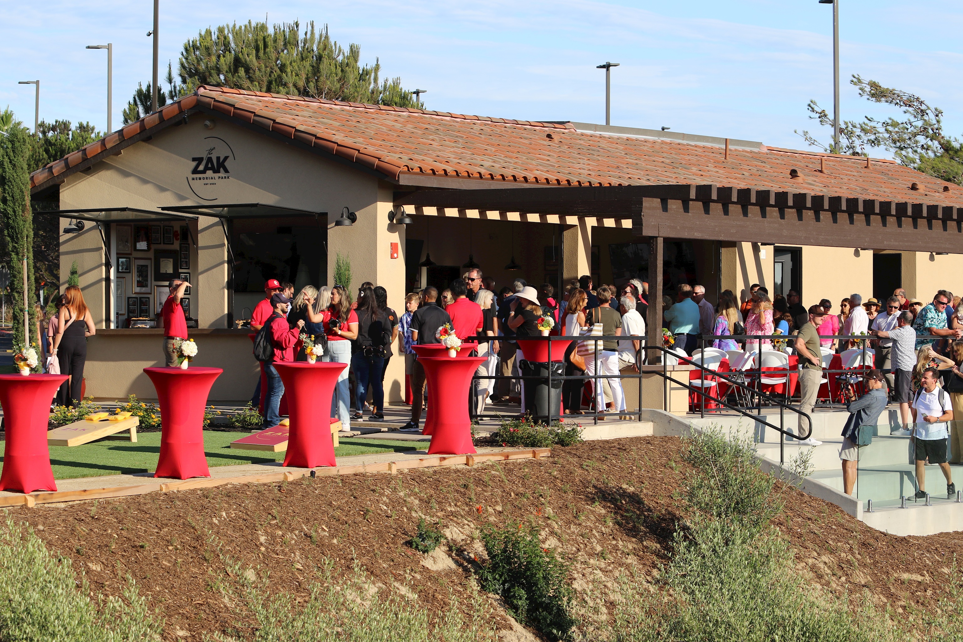 Sponsorship Opportunities for Dons Alumni Homecoming Tailgate